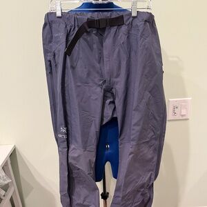 Arc’teryx Men’s Beta Pants - Gray - L Like New